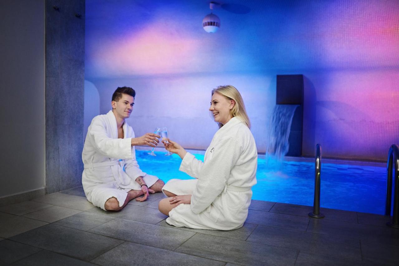 Hotel Fado Spa & Restaurant Świdnica Eksteriør billede