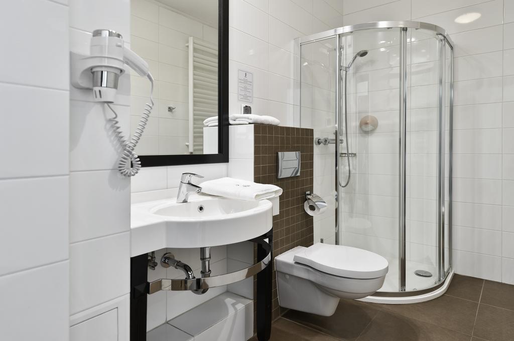 Hotel Fado Spa & Restaurant Świdnica Eksteriør billede