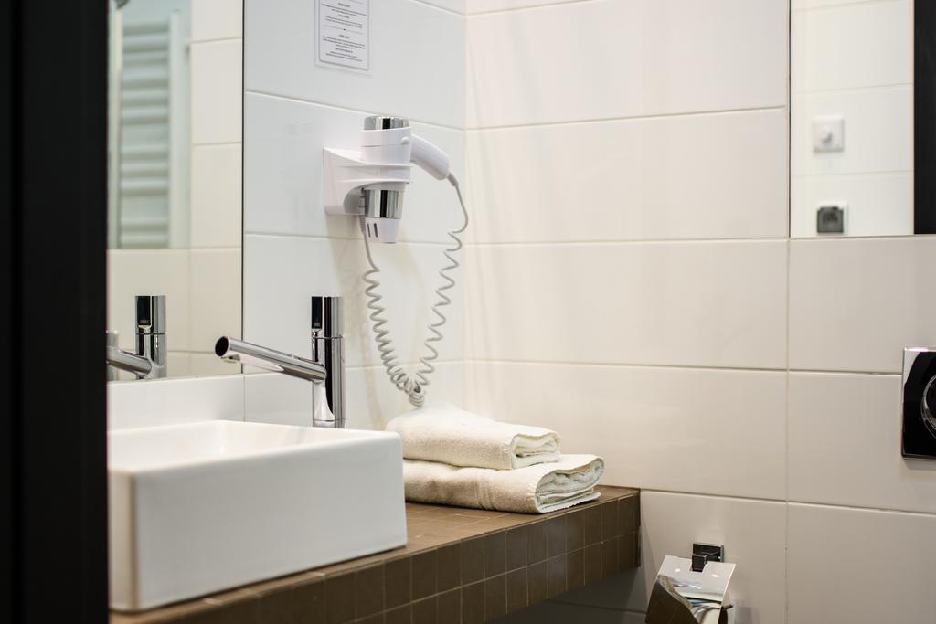 Hotel Fado Spa & Restaurant Świdnica Eksteriør billede