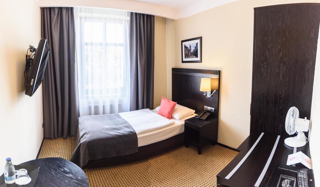 Hotel Fado Spa & Restaurant Świdnica Eksteriør billede
