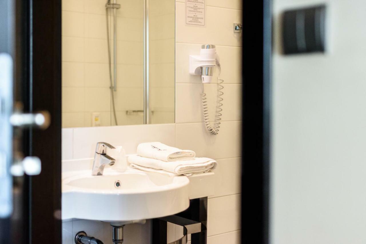 Hotel Fado Spa & Restaurant Świdnica Eksteriør billede