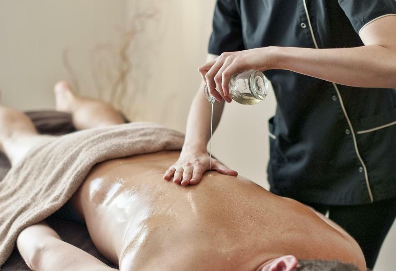 Hotel Fado Spa & Restaurant Świdnica Eksteriør billede